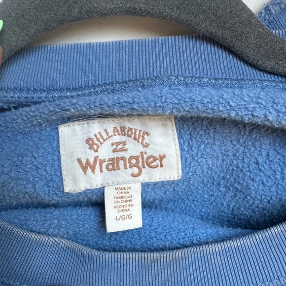 Billabong/Wrangler Crew Neck - Picture 3 of 3